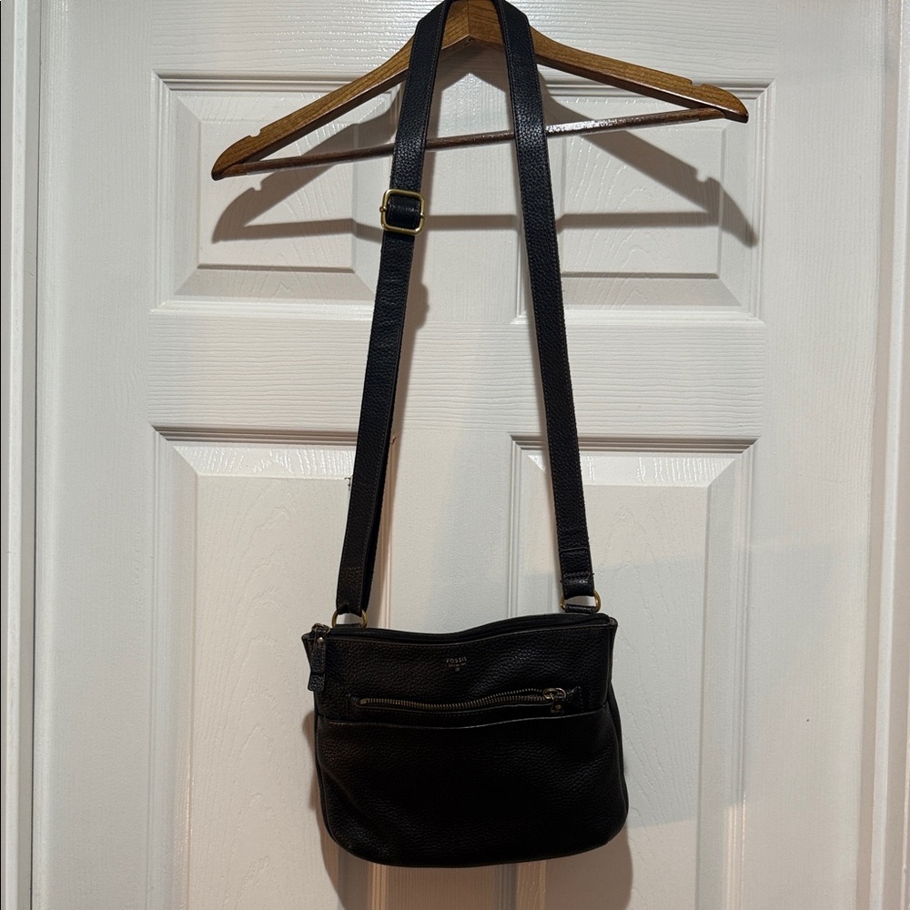 Fossil Black Pebbled Leather Crossbody Bag